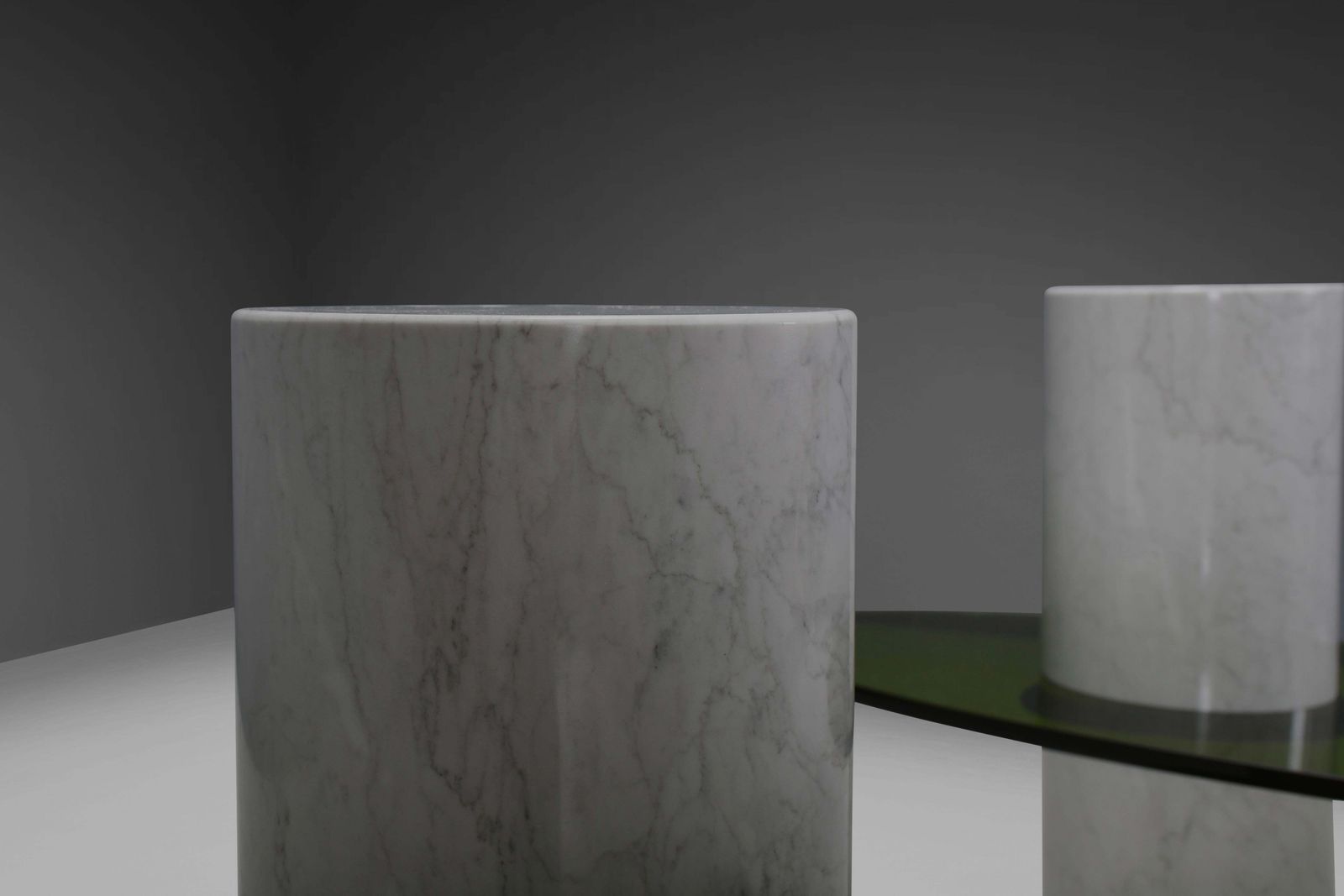 Set Of Impressive Italian Lucite And Carrara Marble End Tables, 1970s photo vintage