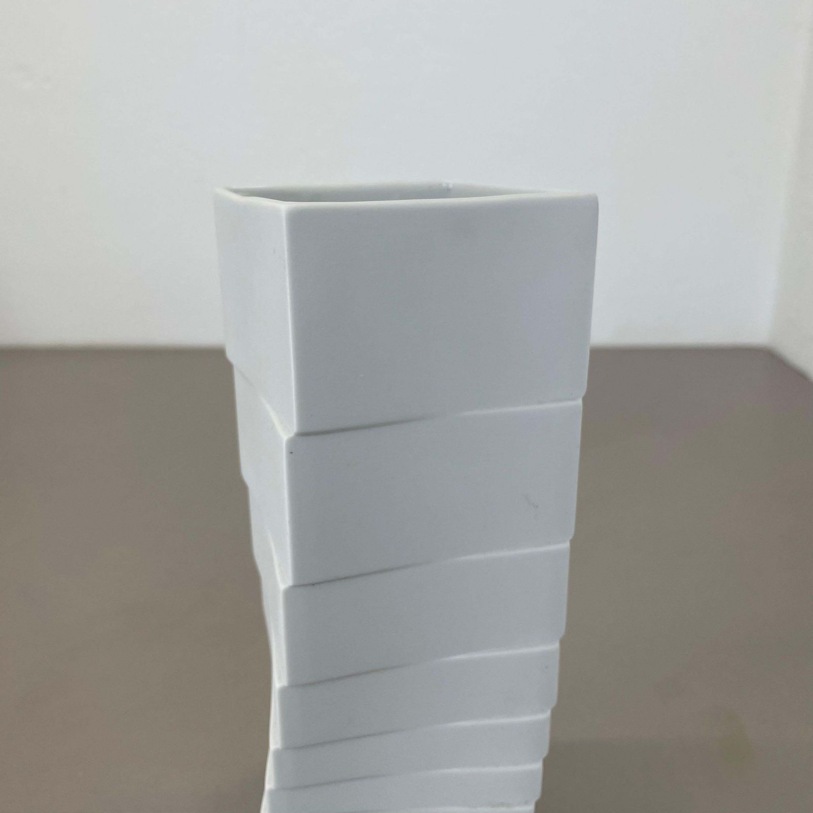 Home Decor Large 22cm Op Art Vase Porcelain Vase By Martin Freyer For Rosenthal, Germany photo