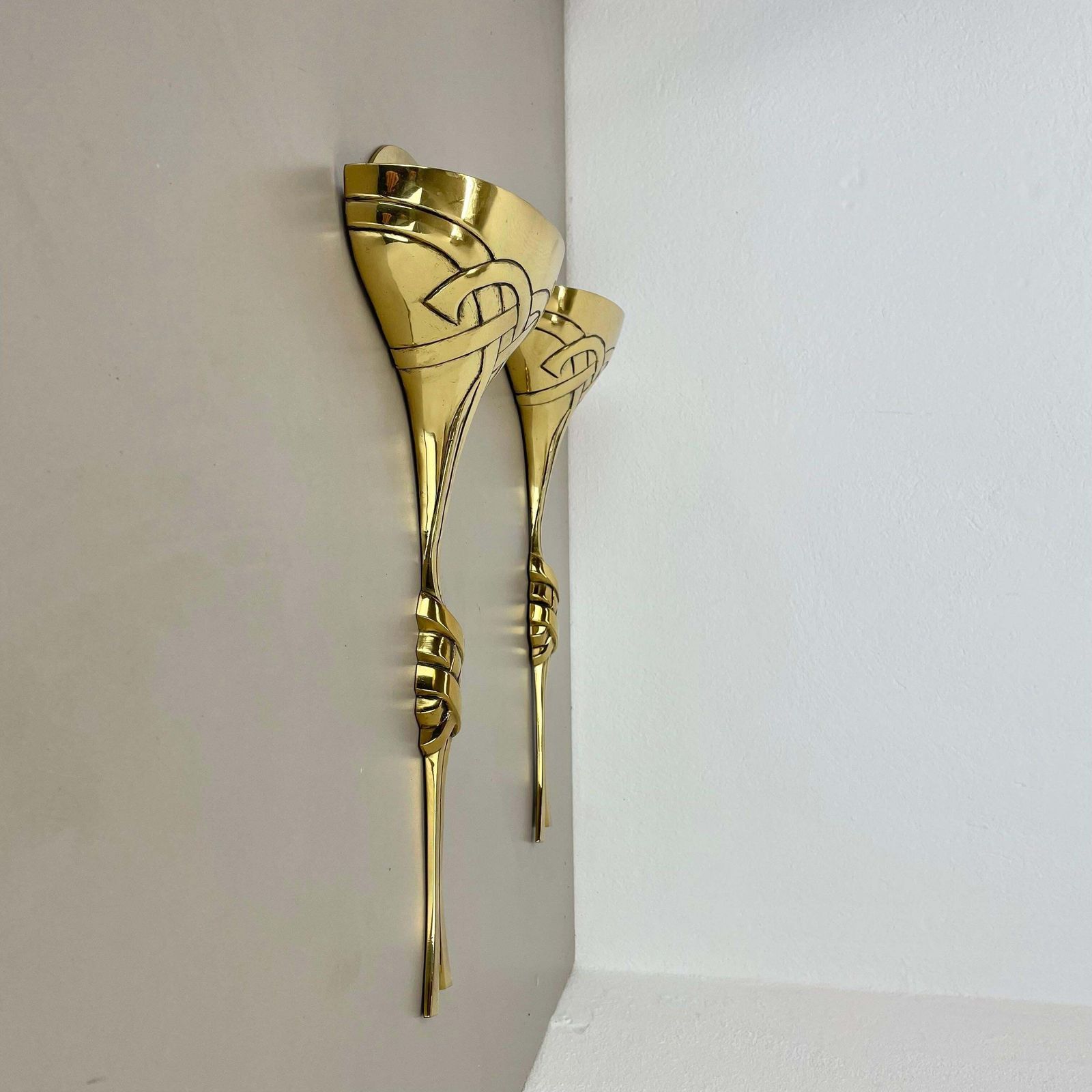 Set Of 2 Xxl 48cm Floral Brass Wall Light Sconces By C.S. Arte, Italy 1980s photo vinterior