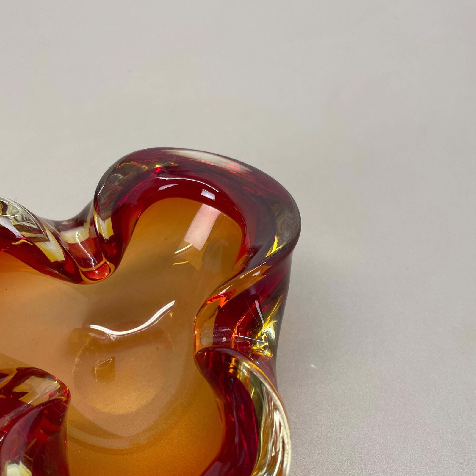 Rare Murano Glass "Red Yellow"  Bowl Element Shell Ashtray Murano, Italy, 1970s photo vinterior
