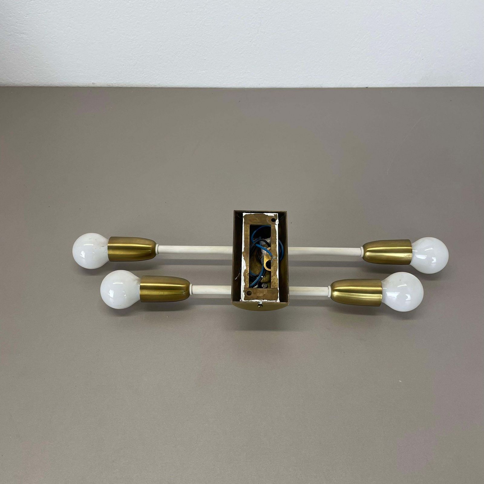 photo buy Rare Minimalist 37cm Brass Stilnovo Style Theatre Wall Light Sconce, Italy 1950s