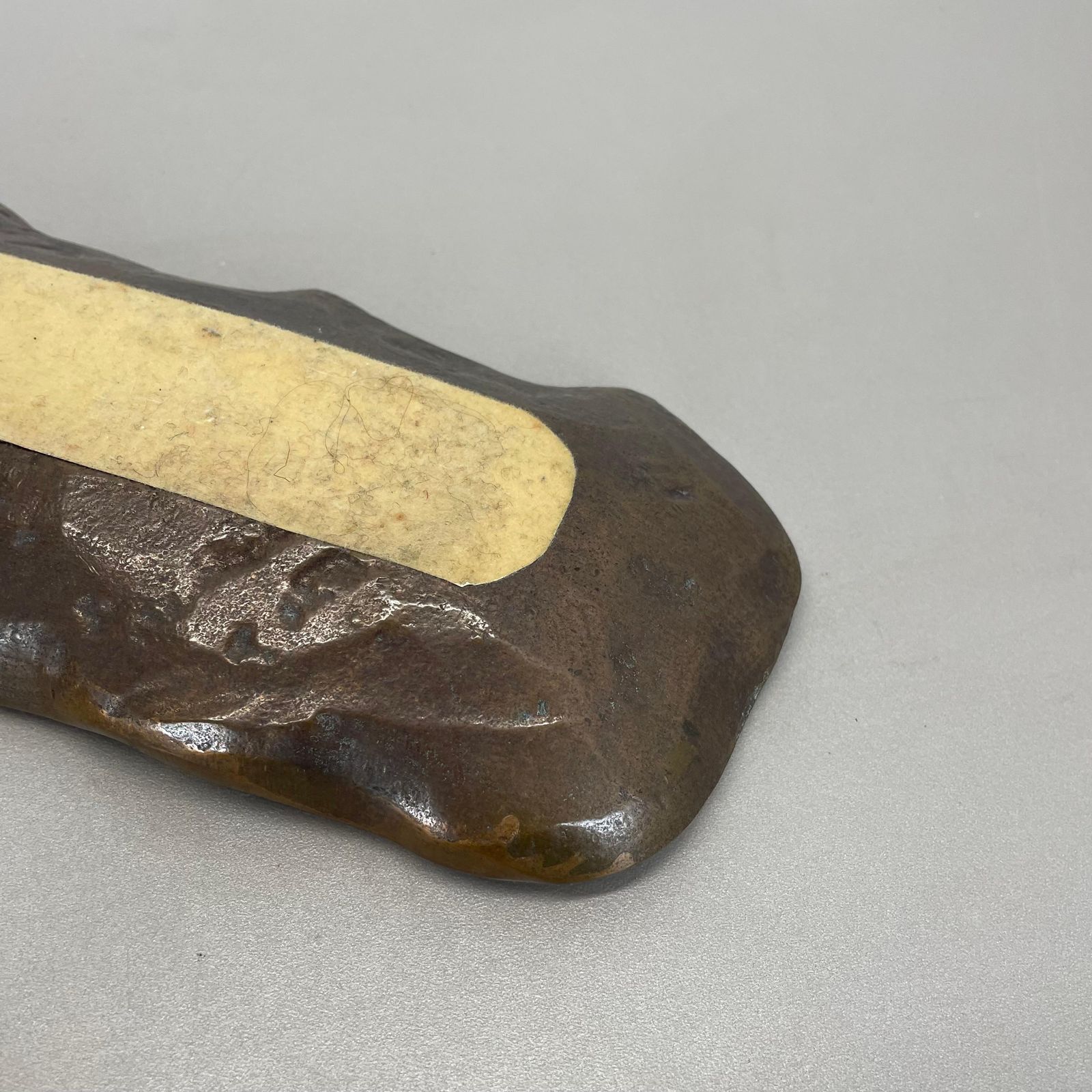 photo buy Bronze Desk Shell Plate And Letter Opener Auböck Hagenauer Era, Germany, 1970s