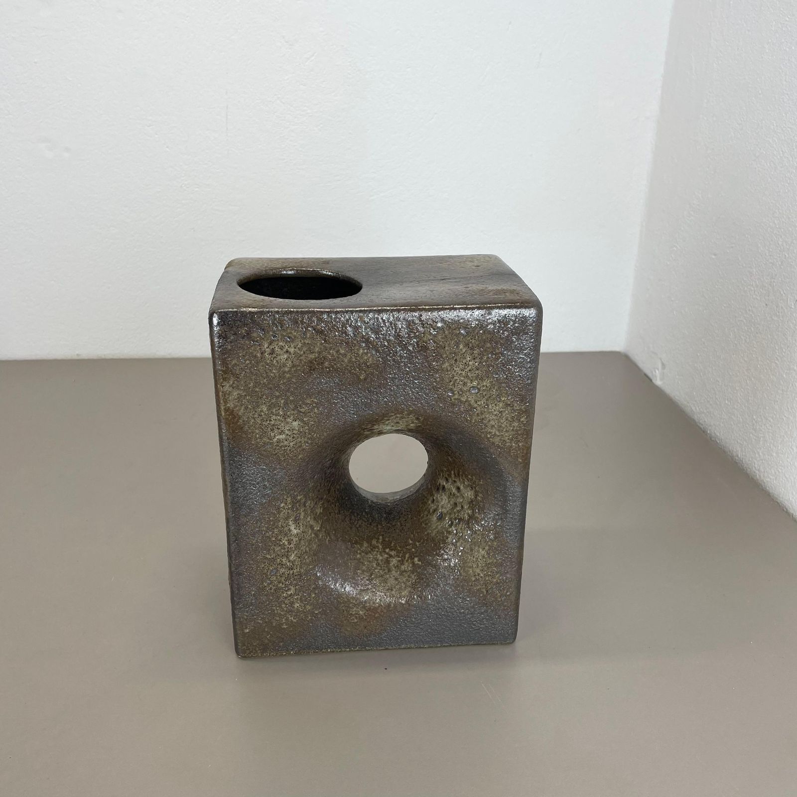 Xxl 25cm Brutalist Cubic "Hole" Vase By Piet Vest Ceramics, Netherlands, 1970 photo vinterior