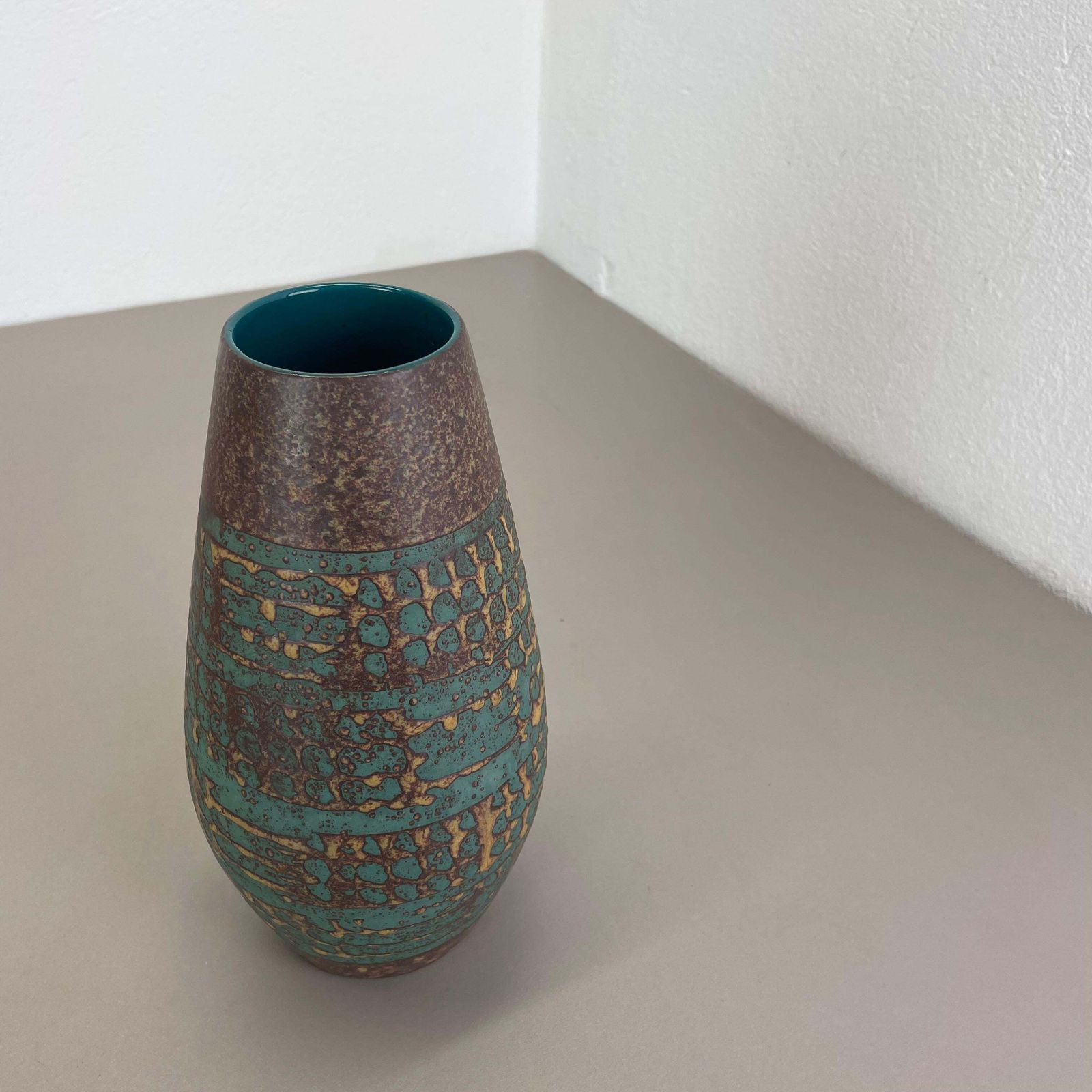 Large 25cm Ceramic Brutalist Vase Fat Lava Carstens Tönnieshof, Germany, 1970s photo for sale