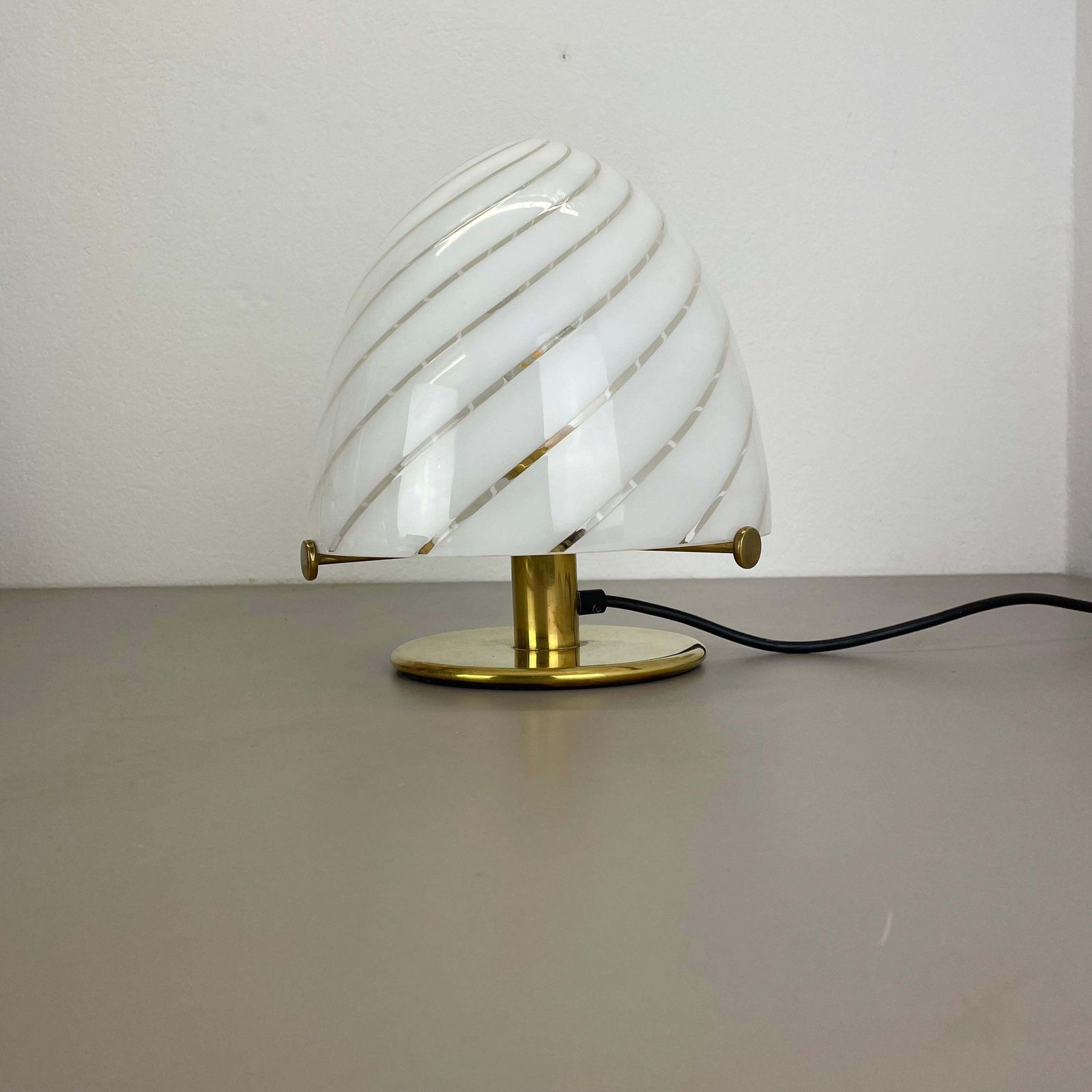 27cm "Swirl" Murano Glass Table Desktop Light Made By Vetri Murano, Italy, 1970s photo furniture