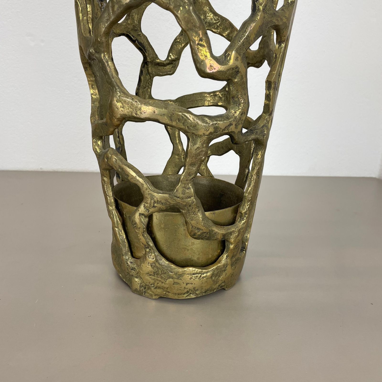 photo for sale Hollywood Regency Solid 11kg Brutalist Brass Umbrella Stand, Italy, 1970s