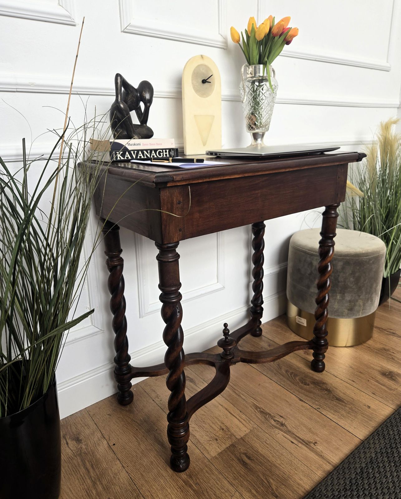 Antique Italian Walnut Console Desk Side Table With Carved Legs photo 1300.0