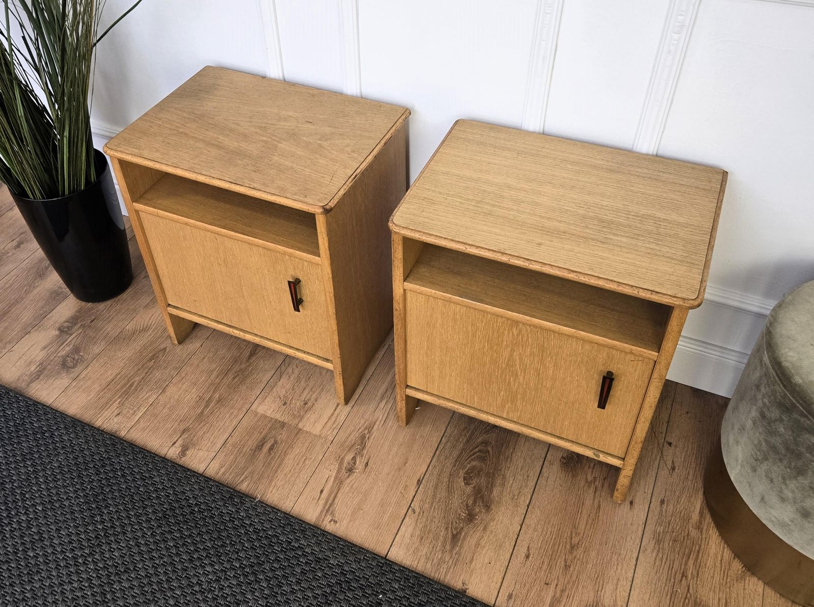 Pair Of Mid Century Modern Italian Wood Night Stands Bed Side Tables photo vinterior