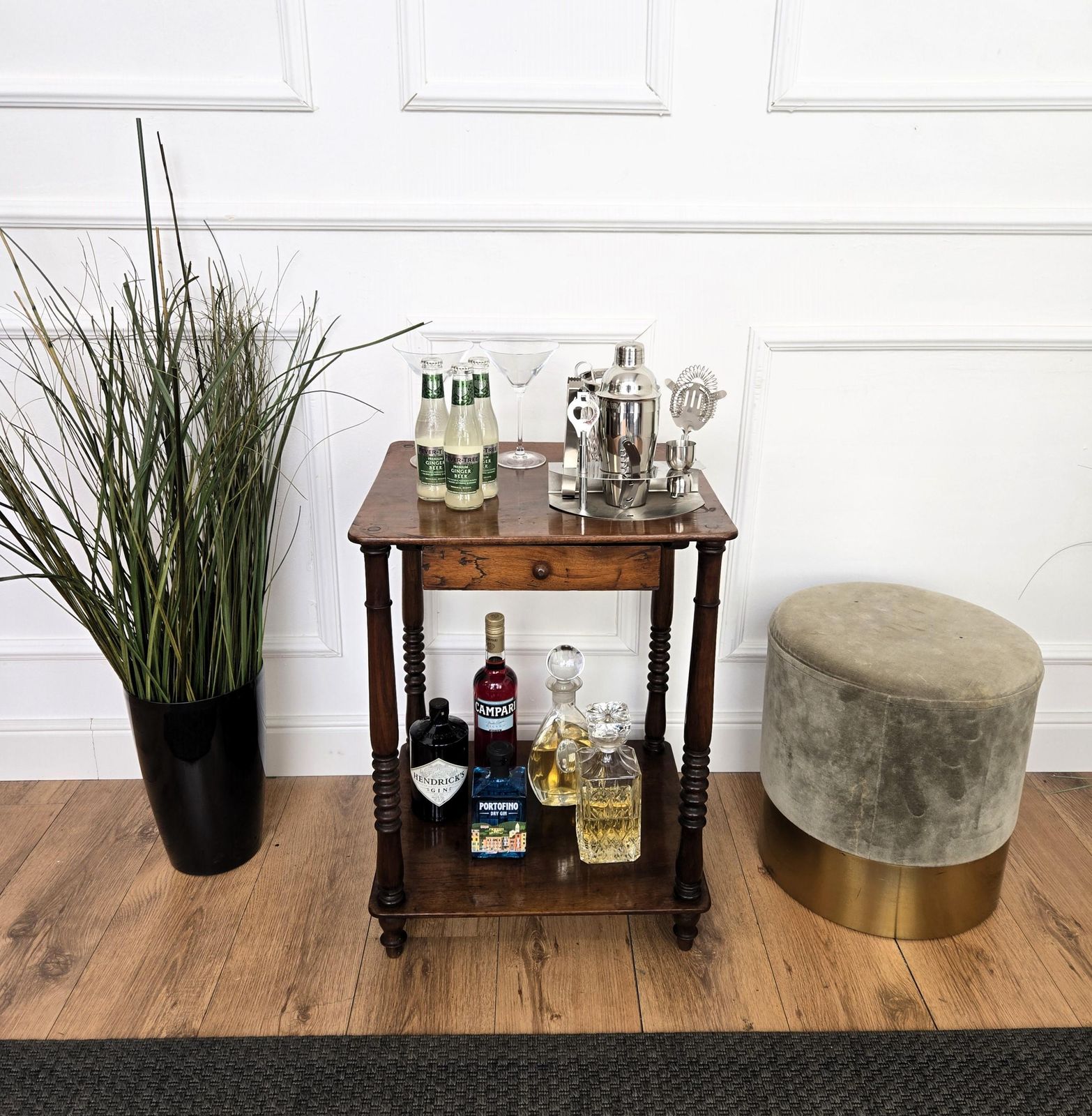 Italian 1940s Art Deco Midcentury Walnut Carved Legs Dry Bar Side Cocktail Table photo furniture
