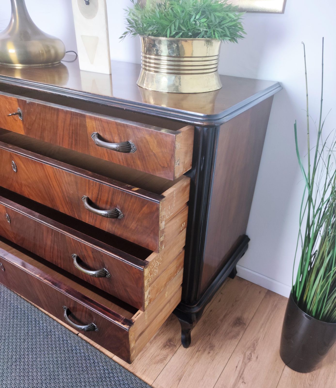 Italian Mid Century Modern Wood And Brass Commode Dresser Chest Of 4 Drawers photo 2876.0