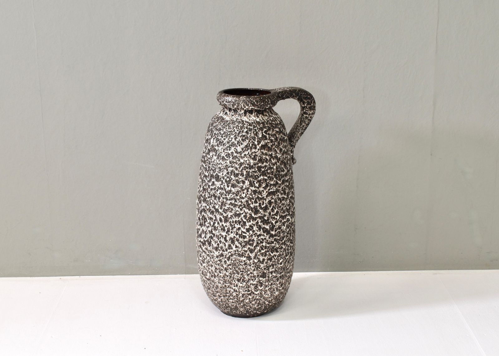 Large Hand Crafted Scheurich West Germany Vase   Germany, Circa 1970s photo vinterior