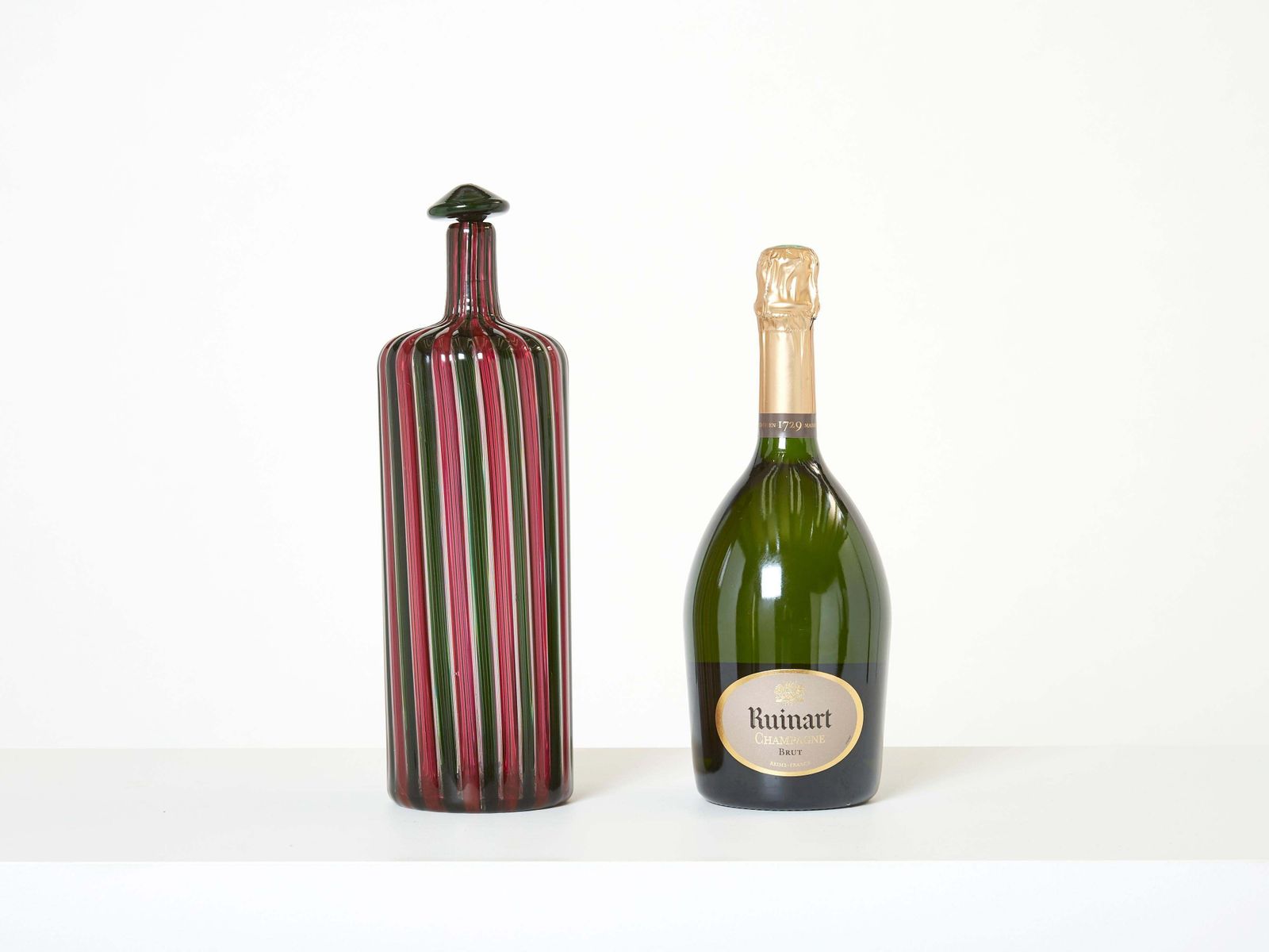 Gio Ponti Paolo Venini Murano Glass Bottle Morandiana Series 1982 photo vintage