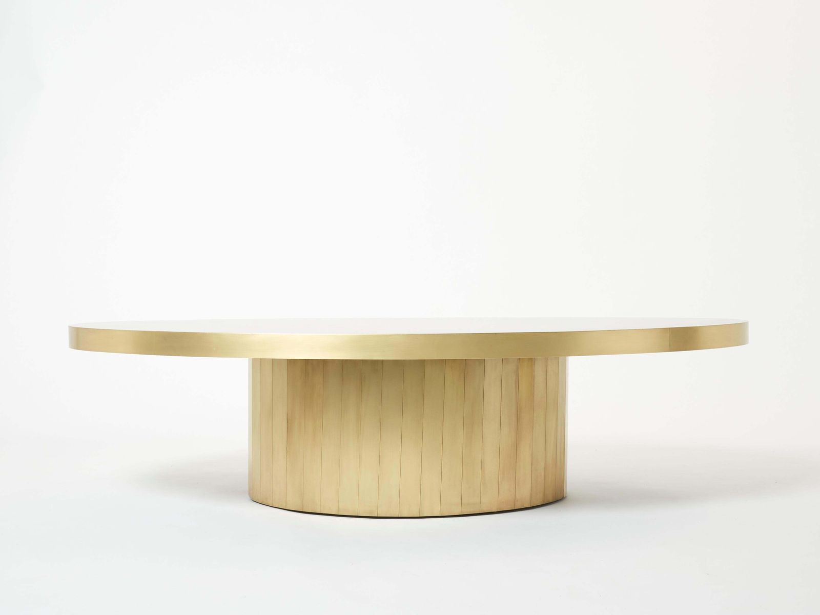 Grande table basse ovale en laiton oxydé, par Isabelle et Richard Faure, années 1970 photo buy