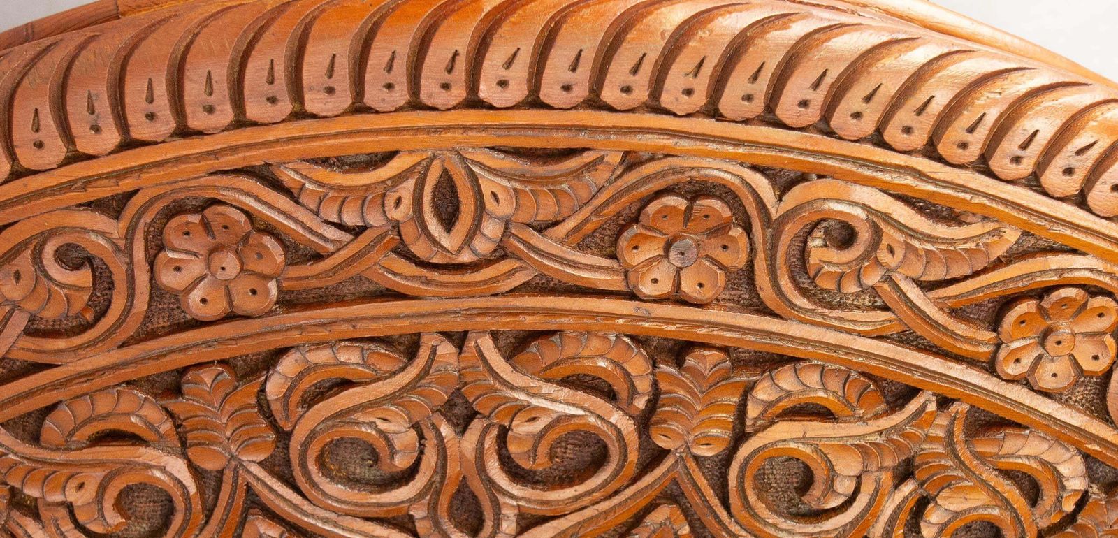 photo vinterior Moroccan Central Or Coffee Atlas Cedar Table Hand Carved 20th Mid Century