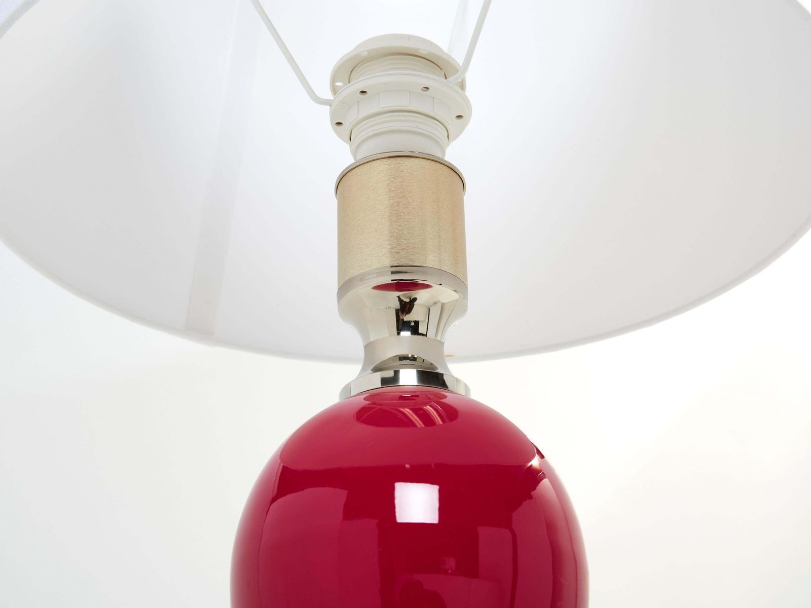 Luminaires Paire de lampes de table en laiton émaillé chromé Philippe Barbier, années 1970 photo
