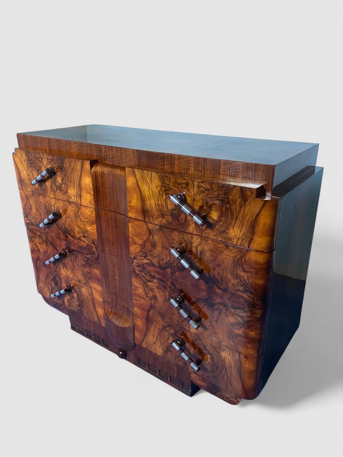photo vinterior Italian Art Deco' Sideboard Or Chest Of Drawers In Walnut, Italy 1930s