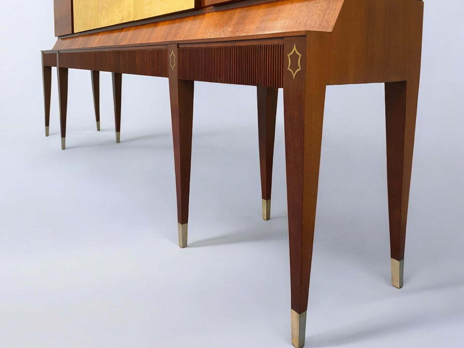 photo vinterior Credenza Italiana In Pergamena Intarsiata Disegnata Da Paolo Buffa Nel 1950