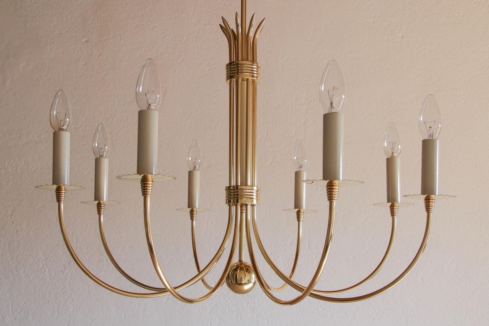 Italian Mid Century Chandelier Attributed To Guglielmo Ulrich, 1945s photo Lighting