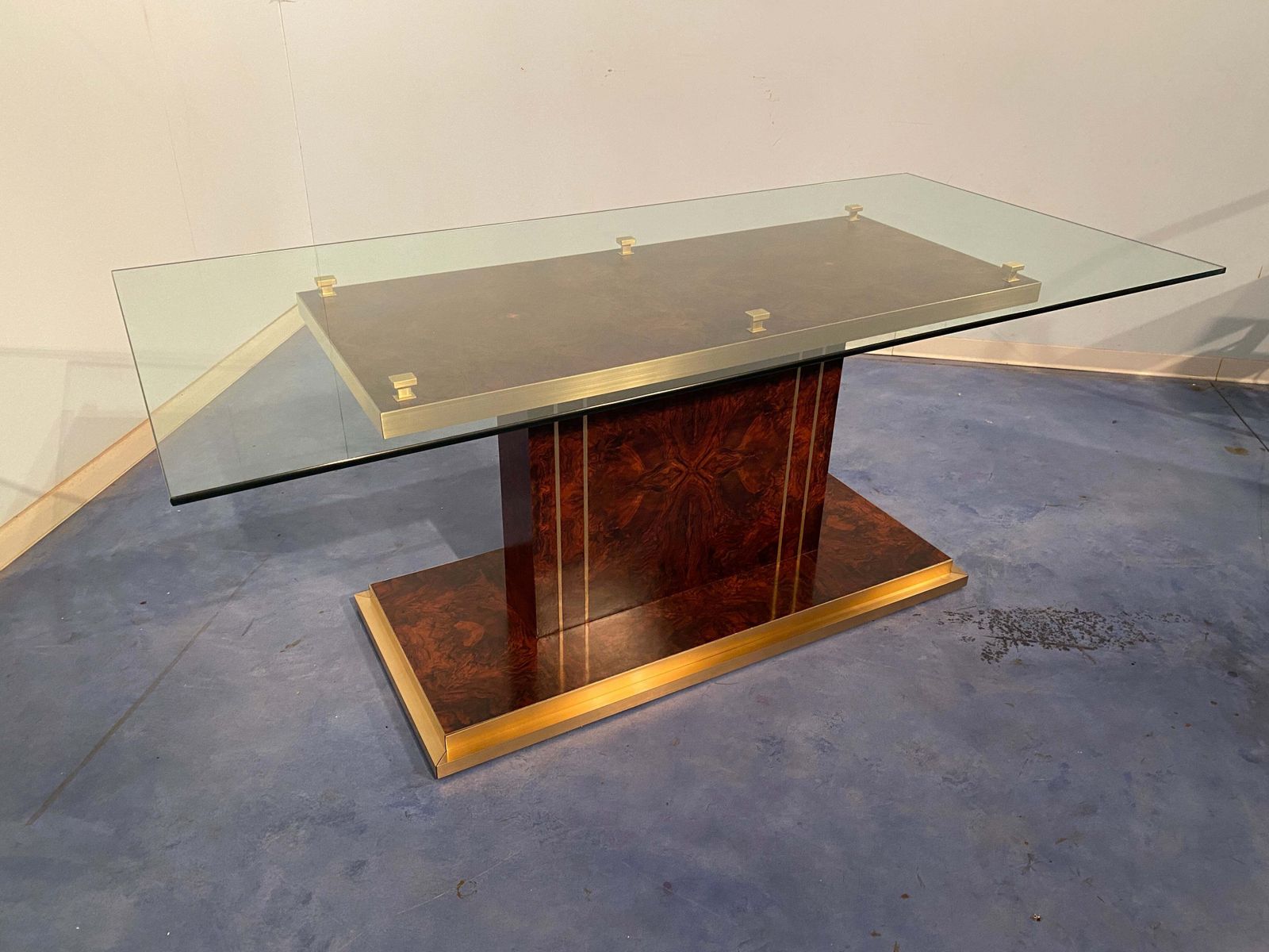 Italian Mid Century Modern Dining Table In Thick Glass And Walnut Root, 1970s photo furniture