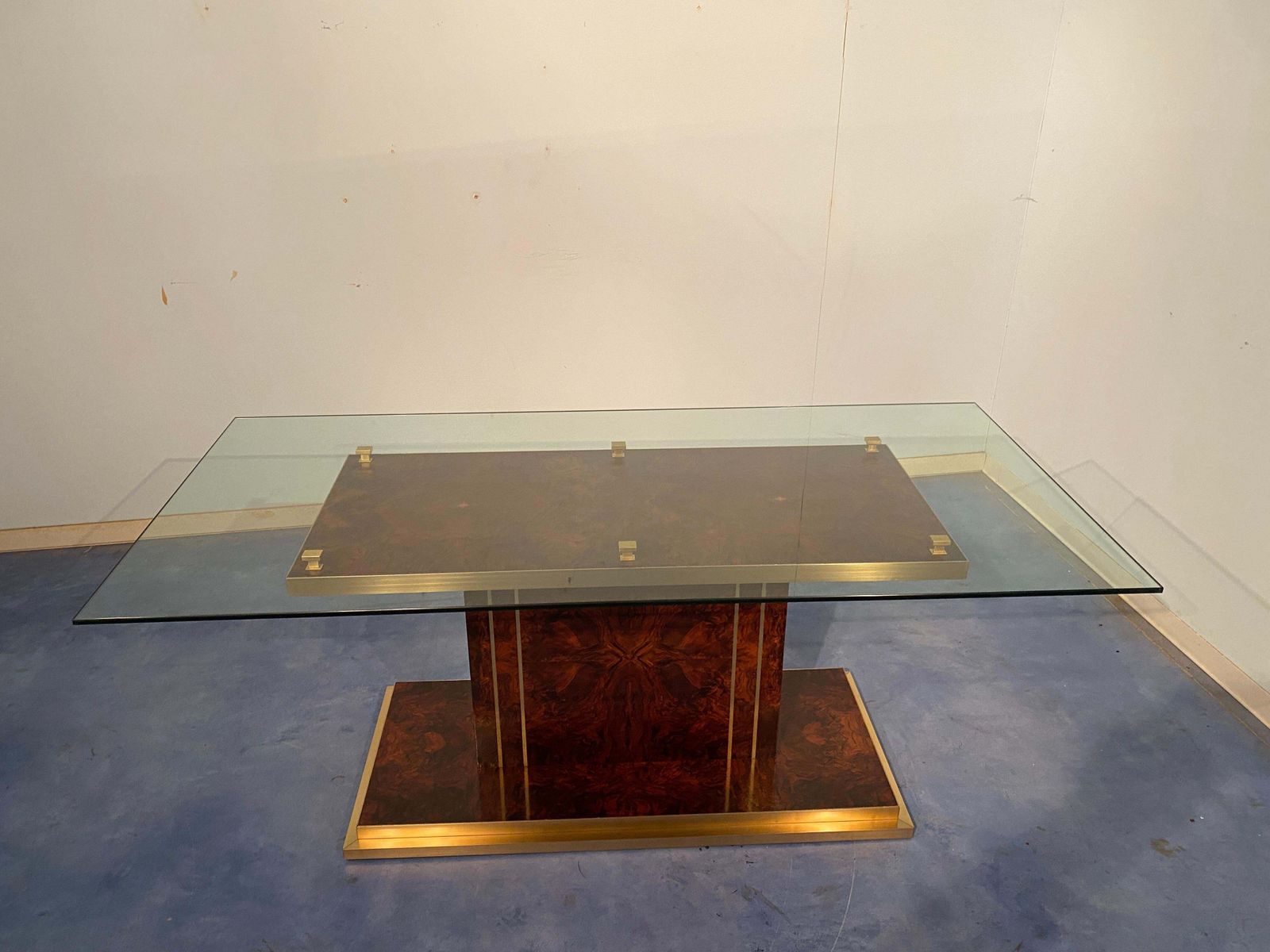 Italian Mid Century Modern Dining Table In Thick Glass And Walnut Root, 1970s photo buy