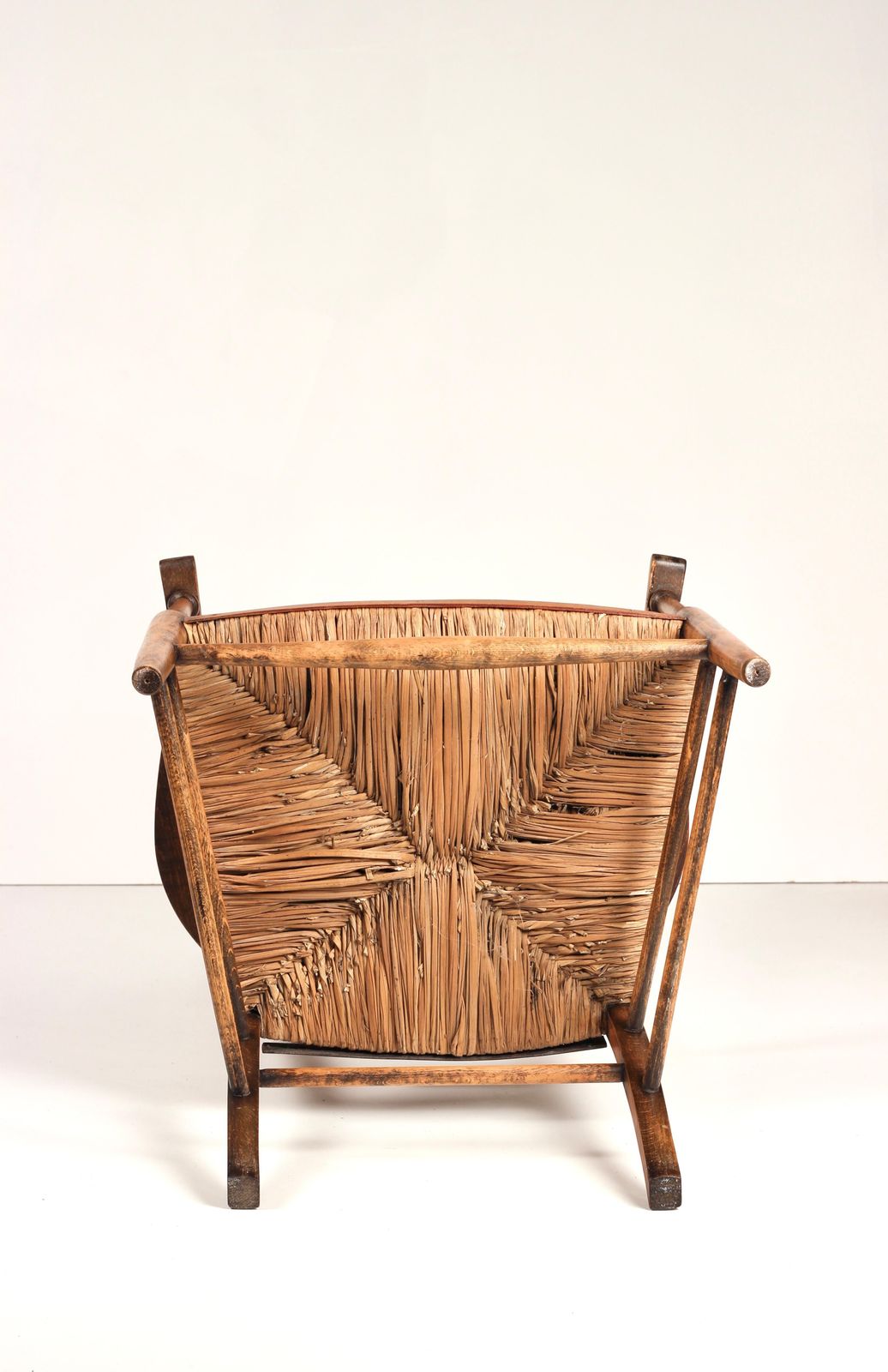 photo vinterior A Pair Of Arts And Crafts Ladder Back Chairs Early 1900’s England