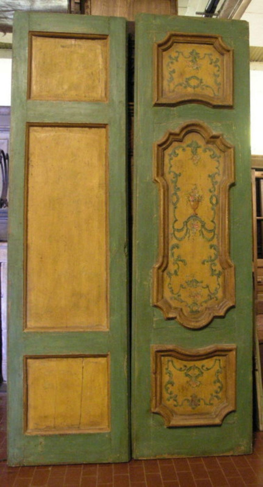 N.2 Double Doors In Lacquered Wood With Painted Panels, Italy photo vinterior