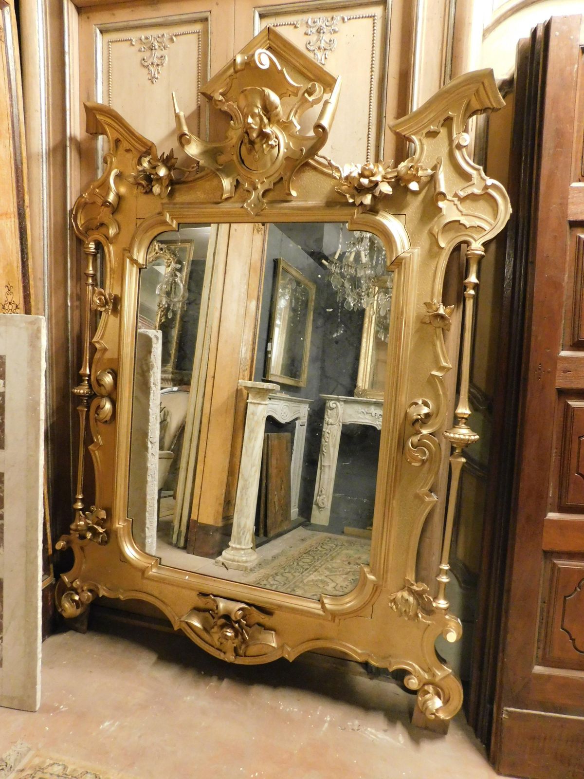 Important And Big Richly Carved And Gilded Mirror With Sculpture, Italy photo Home Decor