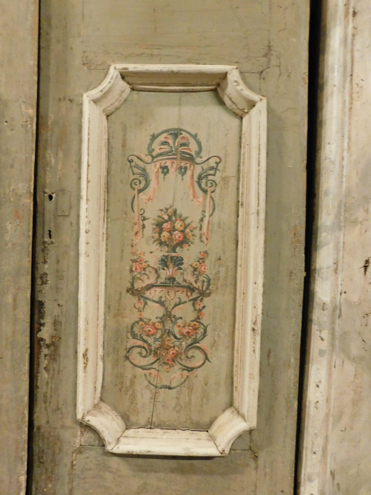Double Leaf Door In Lacquered And Painted Wood With Original Frame, Italy photo 5309.0