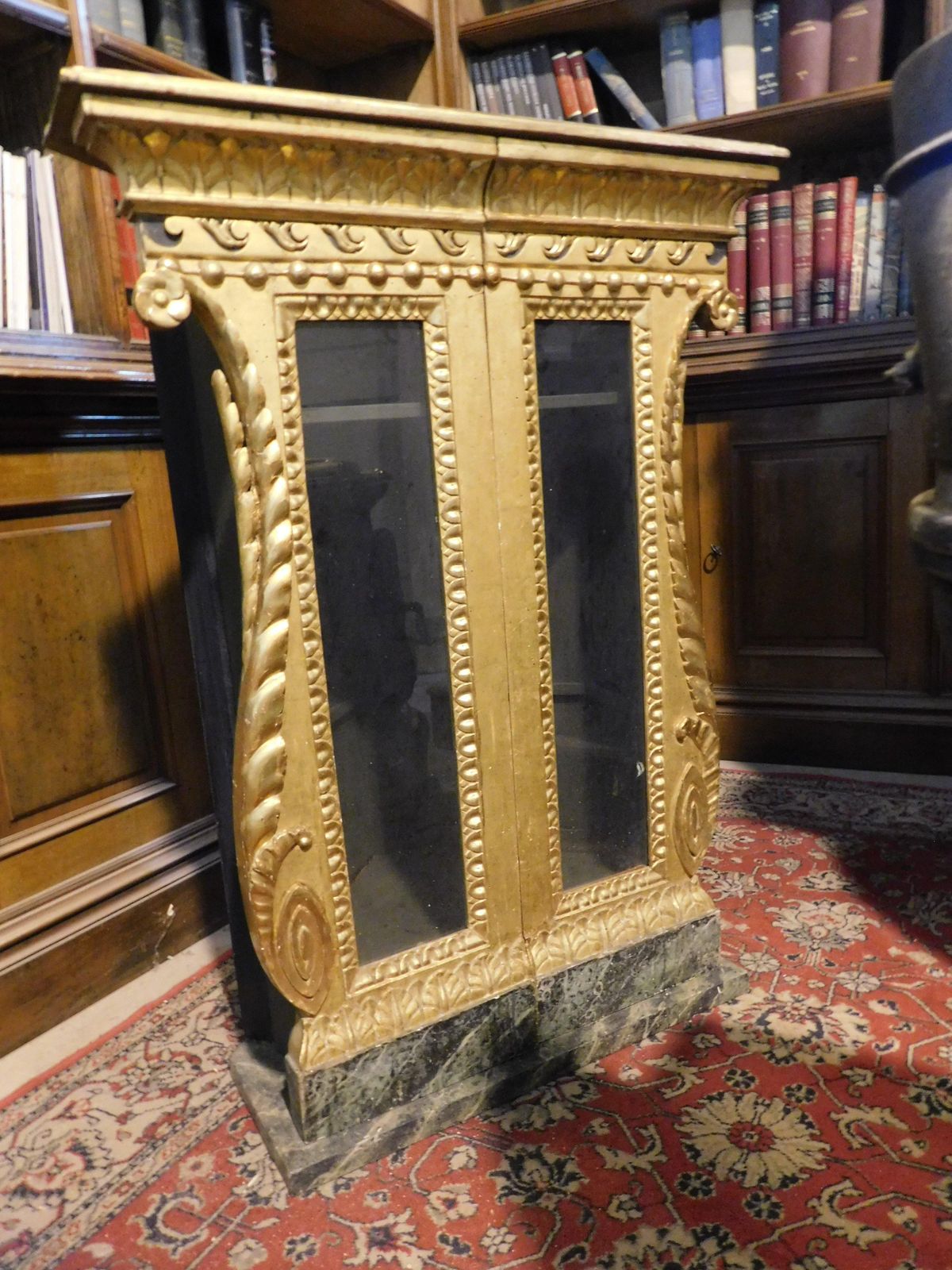 Small Corner Display Cabinet In Lacquered And Gilded Wood, Italy photo for sale