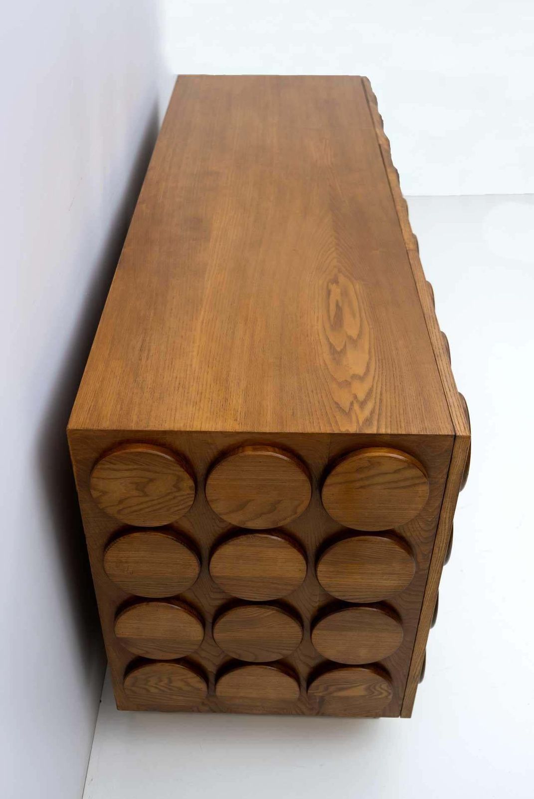 Brutalist Italian Chestnut Wood And Brass Bar Cabinet, 1970s photo vinterior