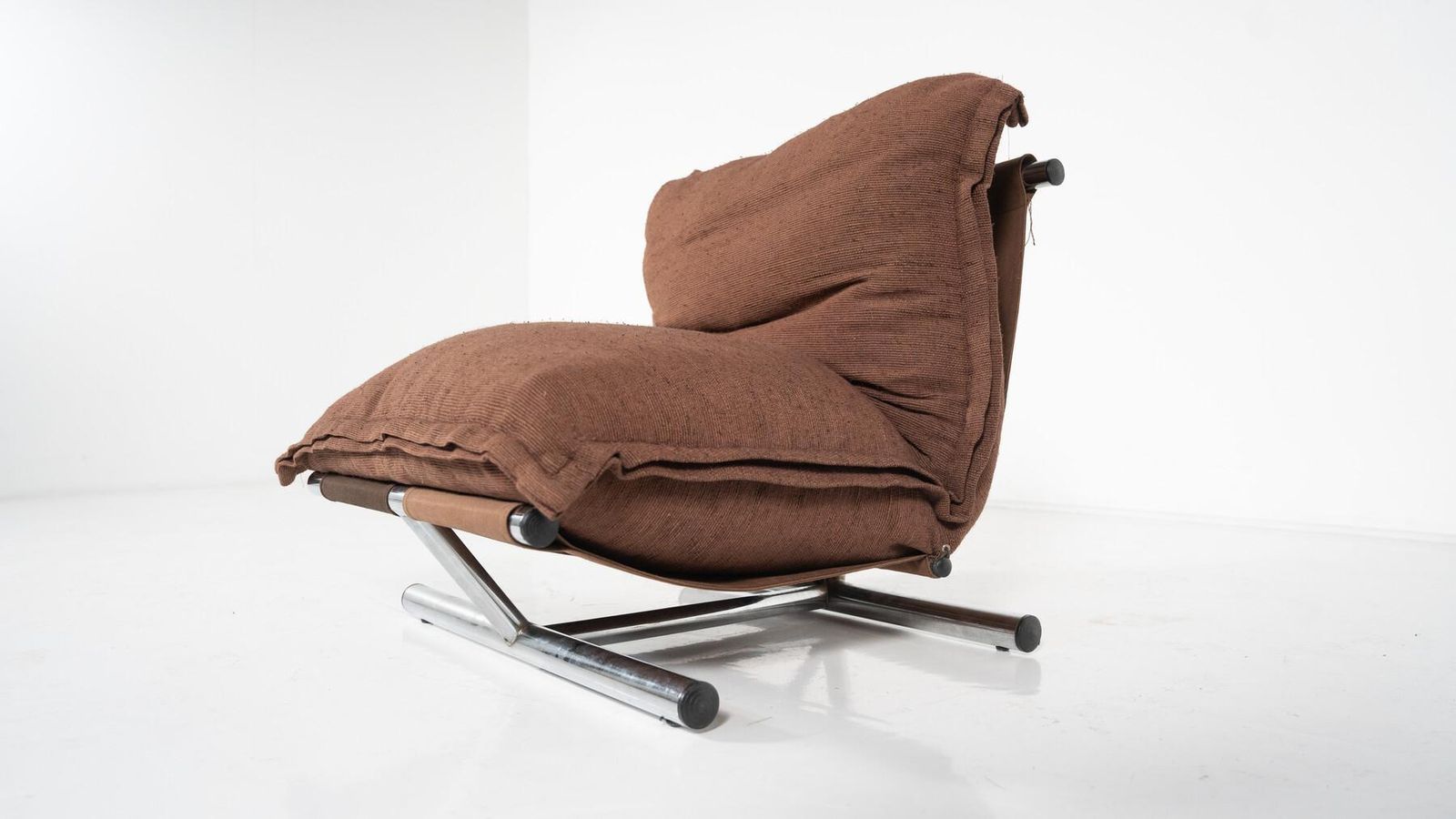 photo furniture Mid Century Modern Pair Farfalle Chairs By Roberto Lucci & Paolo Orlandini
