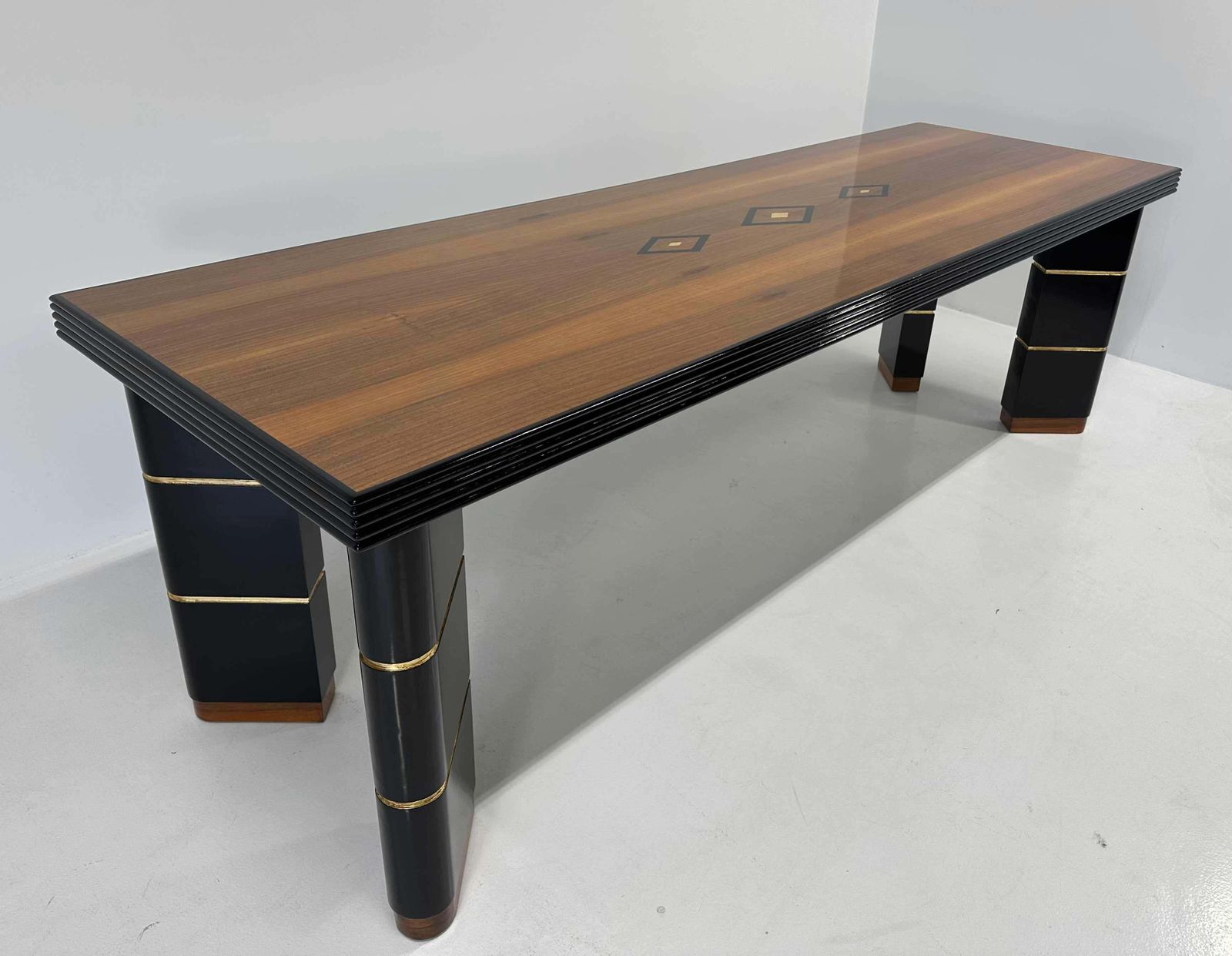 Italian Art Deco Walnut, Gold Leaf And Black Lacquered Table, 40s photo 7344.0