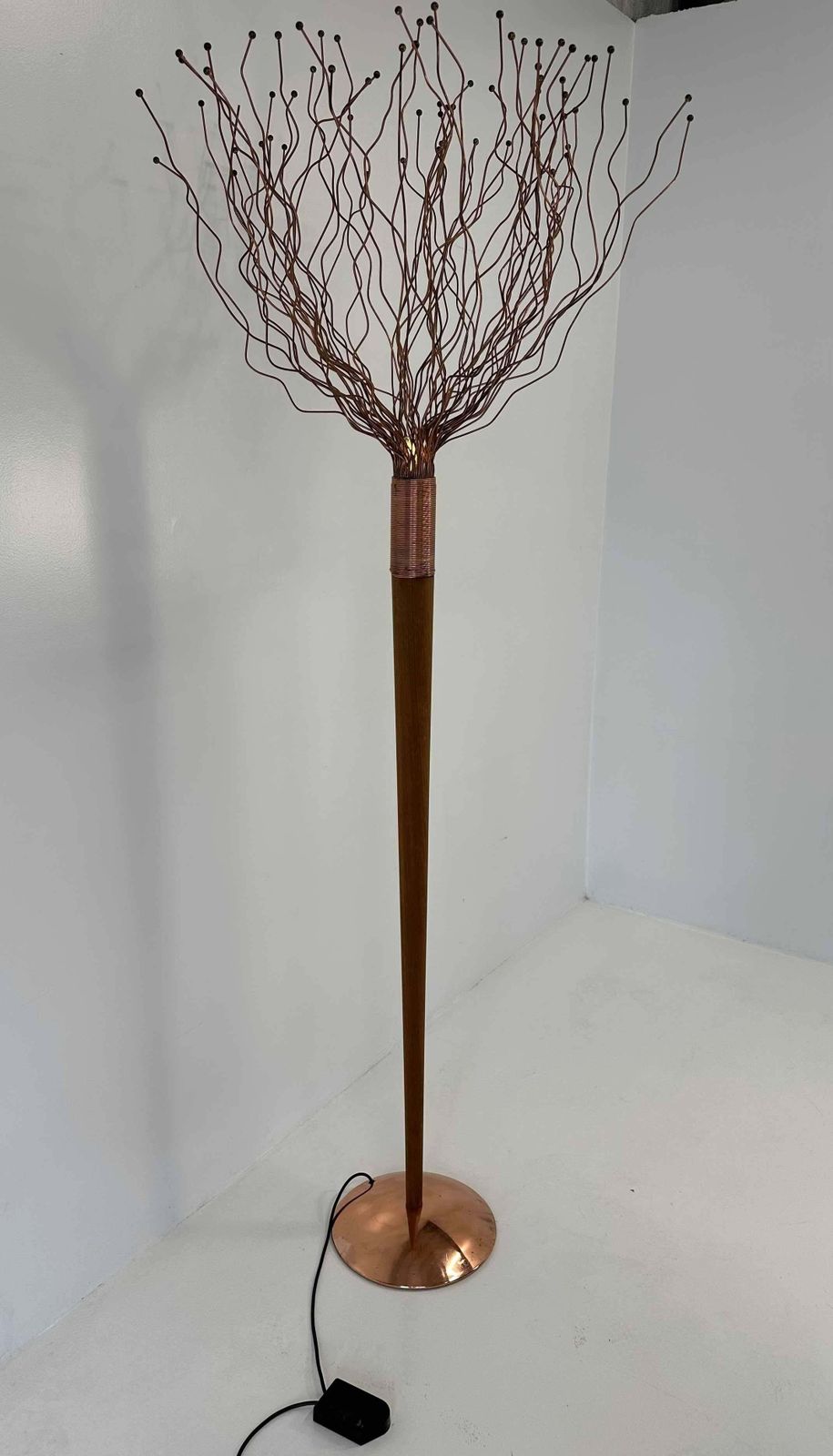 Italian Wood, Copper And Brass Tree Floor Lamp, Paolo Donatello, 1990s photo vintage