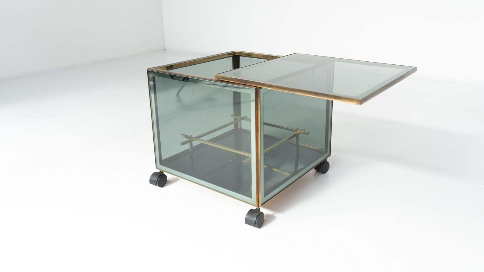 photo furniture Mid Century Modern Coffee Table/ Bar, Metal And Glass, 1970s