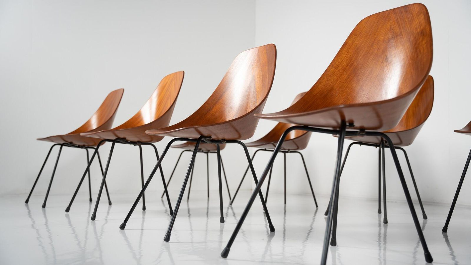 Vittorio Nobili "Medea" Dining Chairs, Italy 1955   Sold Per Piece photo vinterior