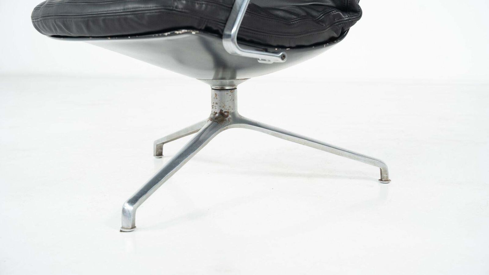 photo for sale Desk Chair Fk 86 By Preben Fabricius & Jørgen Kastholm For Kill International