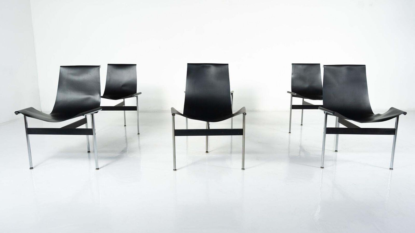 Set Of 6 "T" Chairs By Douglas Kelly, Ross Littell And William Katavolos, 1950s photo furniture