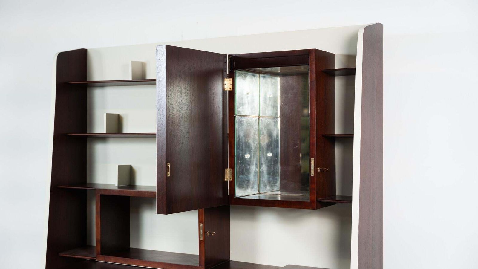 Mid Century Bookcase By Gio Ponti For Ariberto Colombo, 1945 photo buy