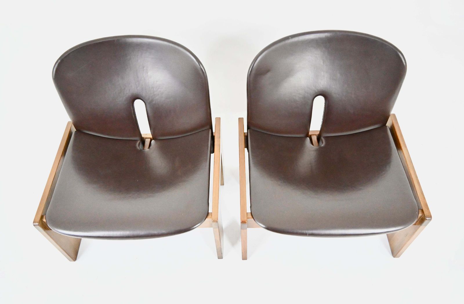 Model 925 Lounge Chairs By Afra & Tobia Scarpa For Cassina, 1970s, Set Of 2 photo vintage