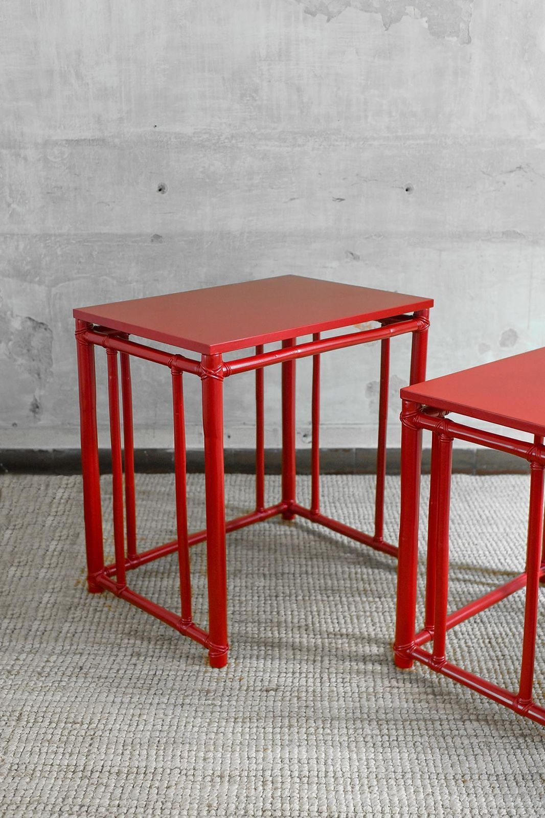 Nesting Side Tables In Red Lacquered Bamboo  – Mcguire San Francisco 1970 photo vinterior