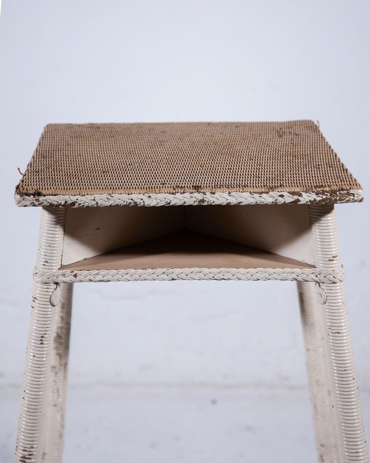 photo furniture Set Of Two Art Deco Lloyd Loom Tables In Wicker And Wood