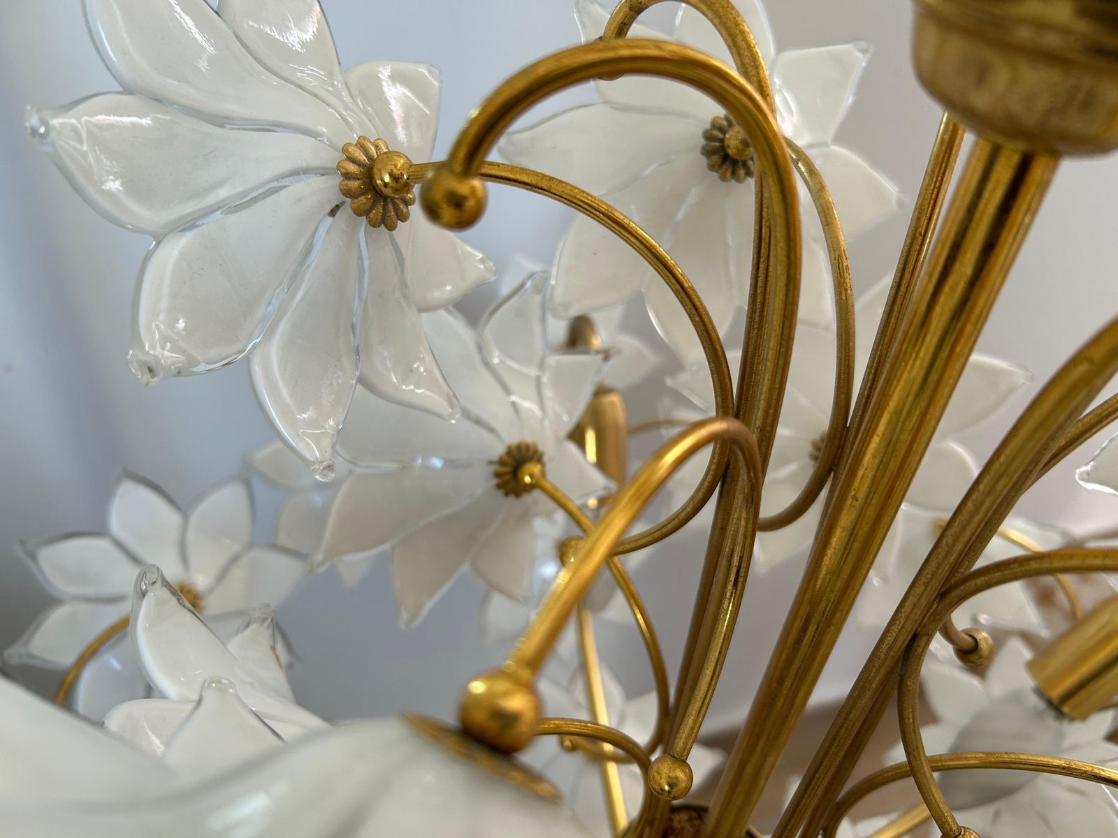Daisies In The Sky, Pair Of Magnificent Murano White Flowers Chandelier, 1980 photo vinterior
