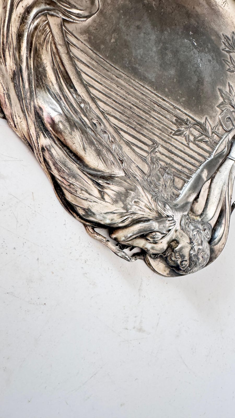 1920s French Art Nouveau Silvered Metal Vide Poche Reclining Woman photo vinterior
