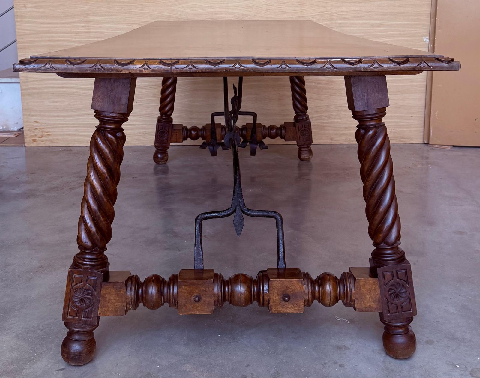 18th Large Spanish Dining Or Desk Table With Solomonic Legs And Iron Stretcher photo vintage