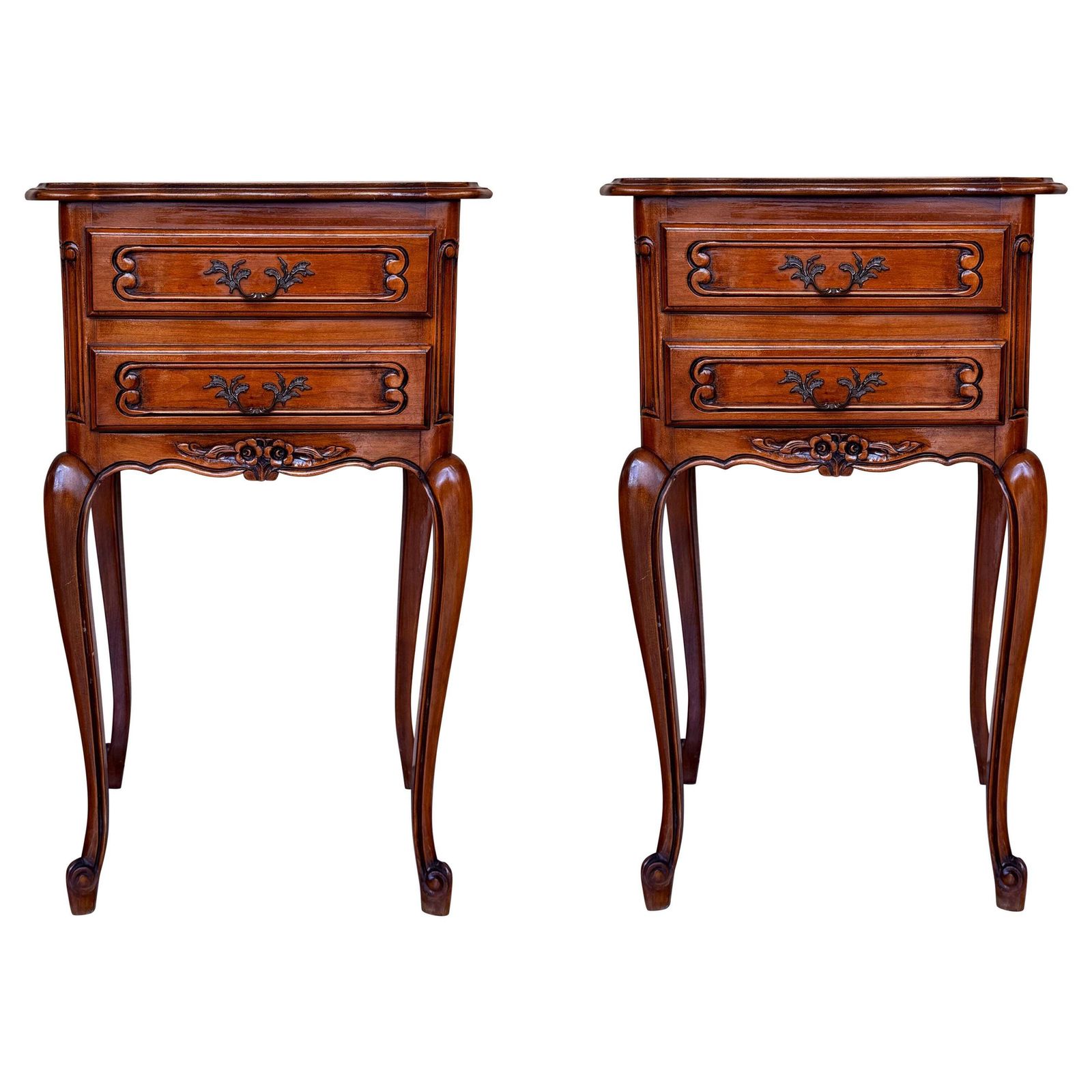 Tables de chevet françaises à pieds en cabriole, années 1950, lot de 2