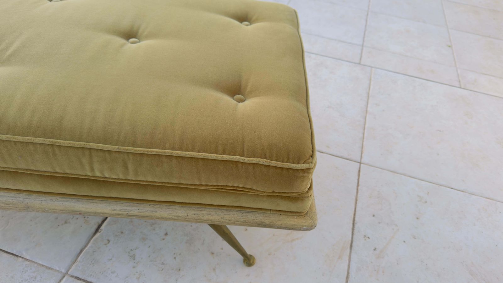 The Chaise Longue By Robsjohn Gibbings Crafted By The Renowned Widdicomb Edition photo buy