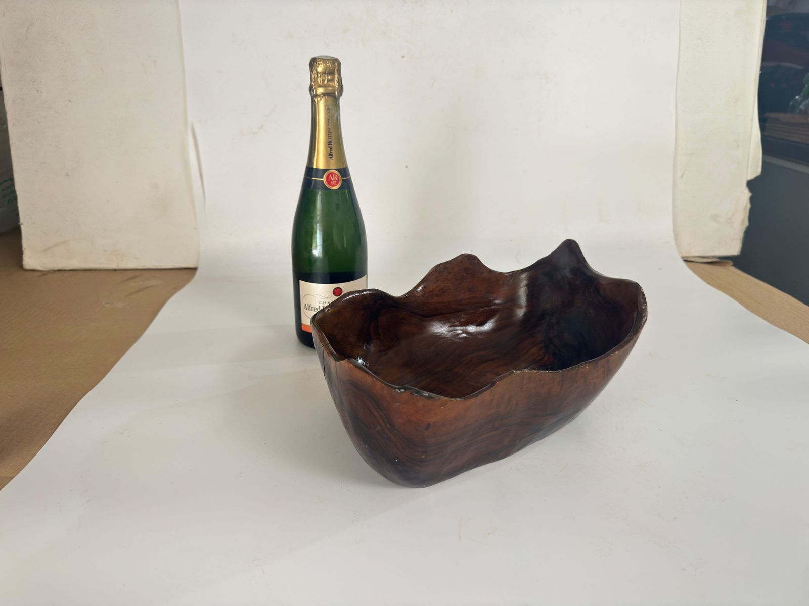 Olive Wood Bowl French Riviera Style, France 1970 Brown Color photo vinterior