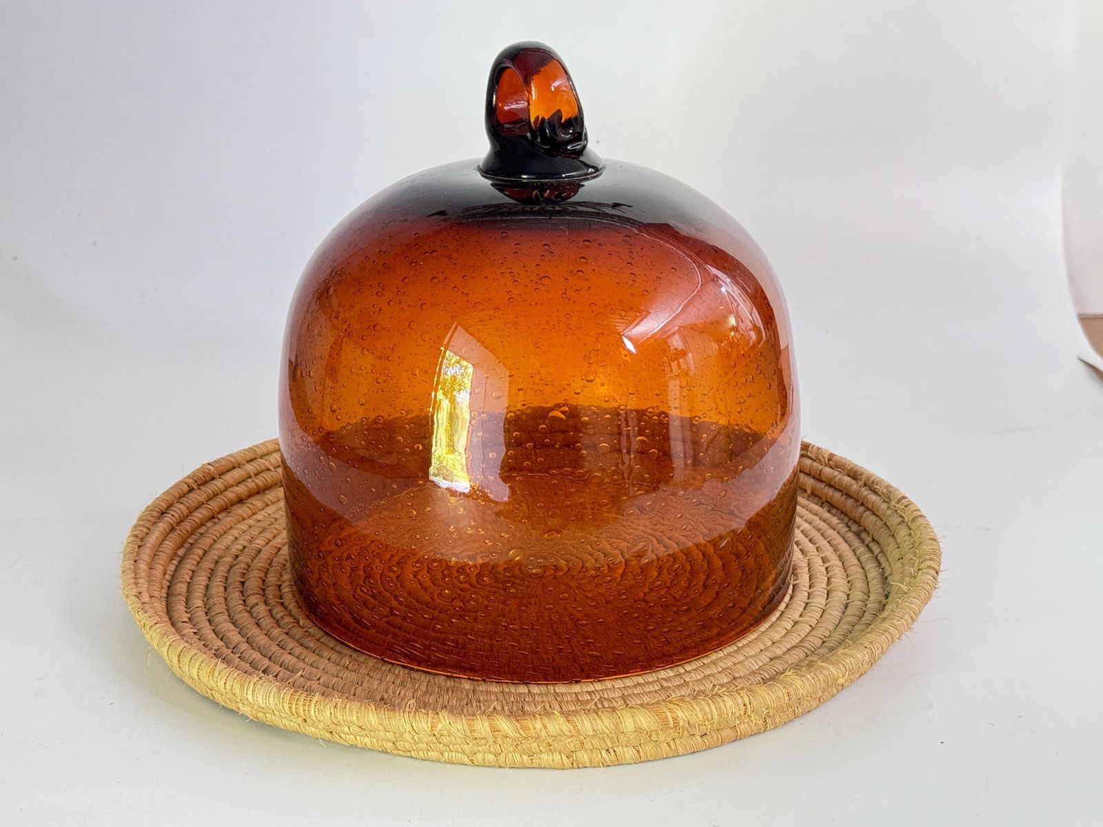 Serving Tray Cloche Plate Bell For Cheese Or Fruit In Rattan And Glass Italy photo vintage