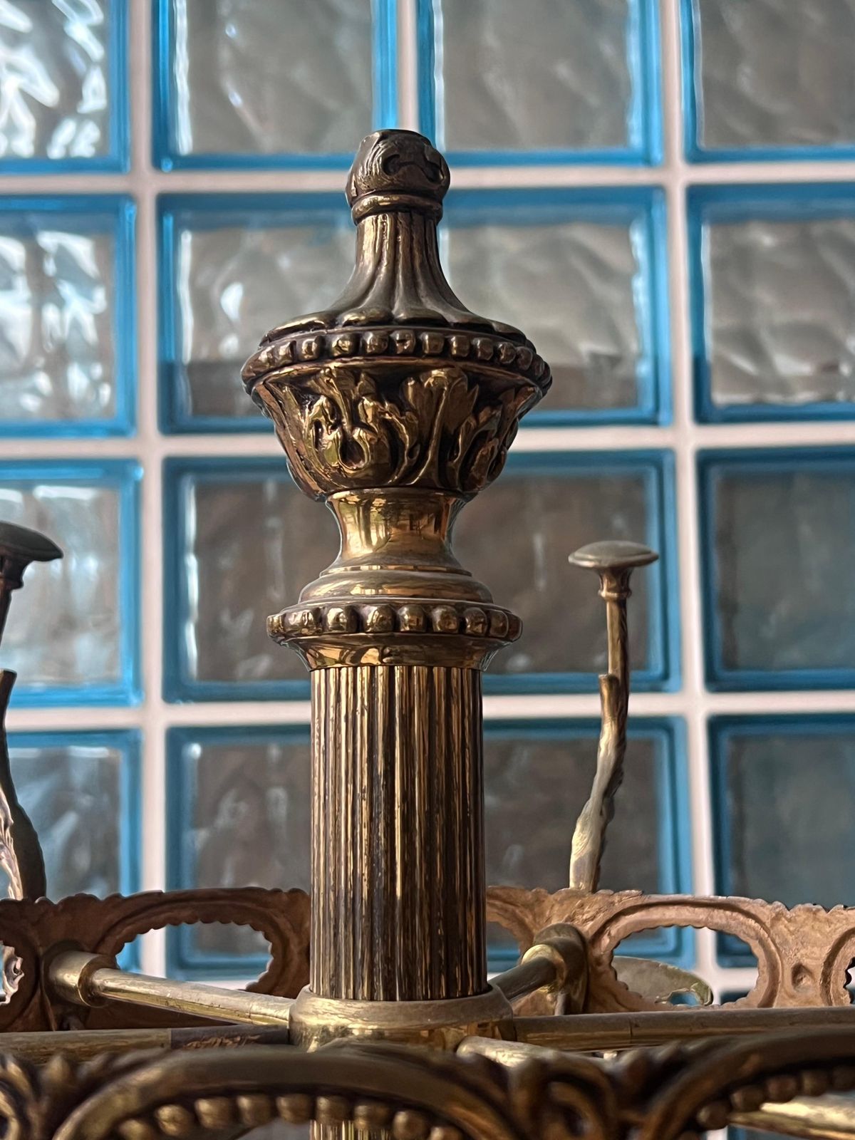 Bronze And Brass Burnished Art Nouveau Belle Epoque Hanger, Bronze Grifone Feet photo vintage