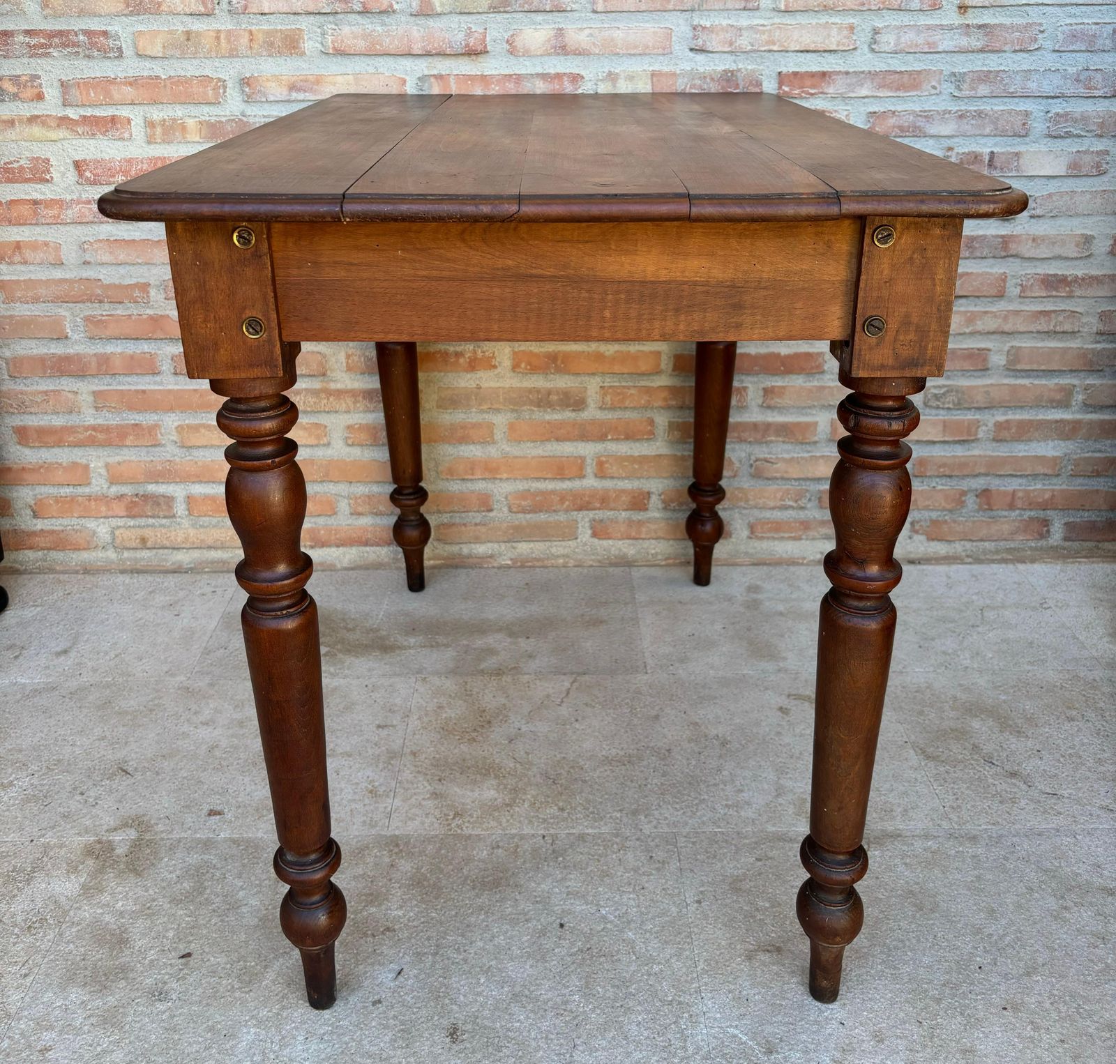 photo for sale Table de travail rustique française en chêne, années 1920